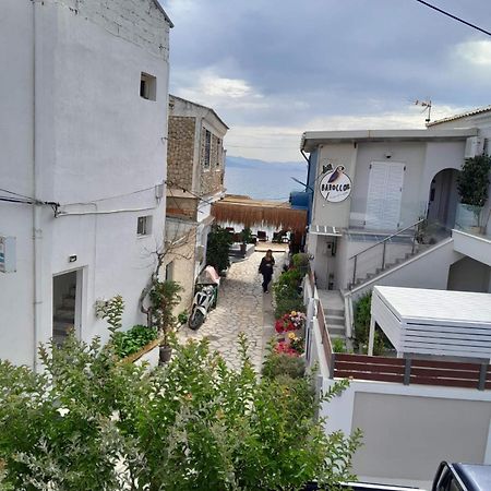 דירות מסונגי Archontissa Sea View House מראה חיצוני תמונה